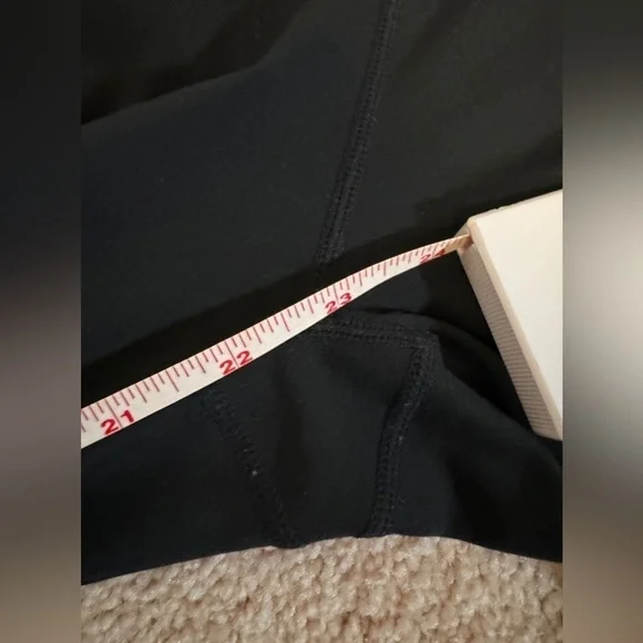 Fabletics On-The-Go Powerhold High-Waisted Capri Legging - Picture 5 of 5